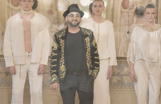 LA MAISON ROSHMODE COUTURE Internationally